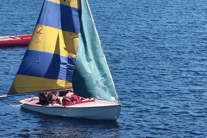 Explorers out sailing
